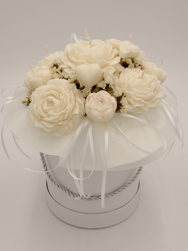 White Style piwonie L